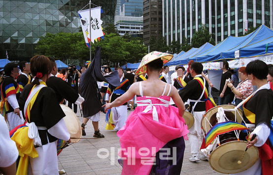 [포토]퀴어문화축제 풍물공연