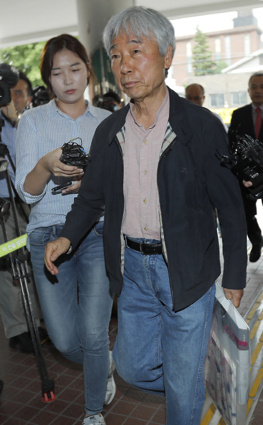 이우환 화백 "호흡·리듬·채색 내 방법" vs 警 "위조범도 위작 인정"(종합)