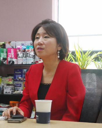 이은정 한국맥널티 대표 “간편히 타먹는 녹차·홍차 제품 출시”