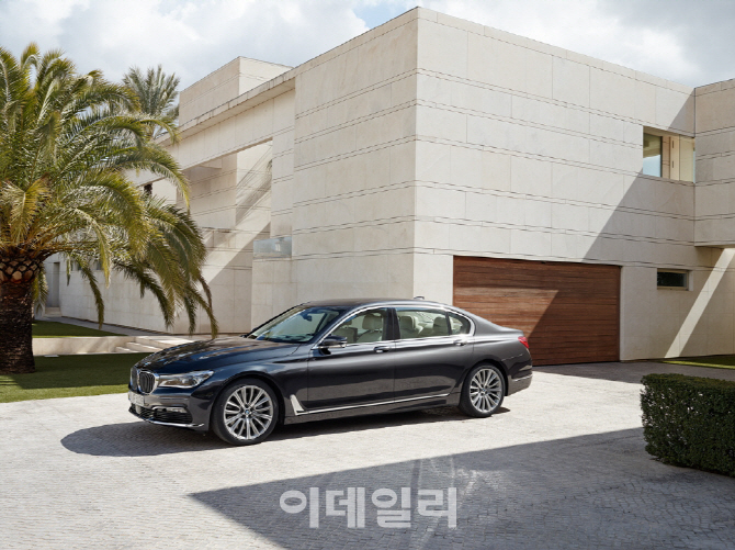 BMW, 뉴 7시리즈 가솔린 모델 사전계약 시작 ‥1억5620만원
