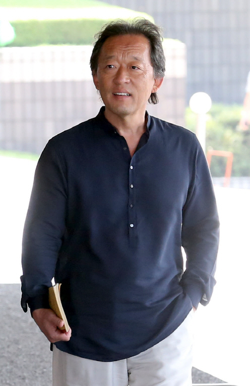정명훈 측 "검찰출석 보도내용 취지와 달라…잘못 전달"