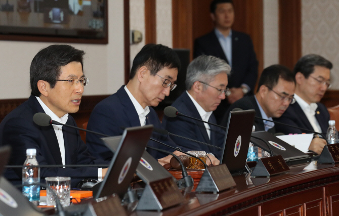 黃총리 “‘사드 배치’ 성주 지역발전 방안 강구”(종합)