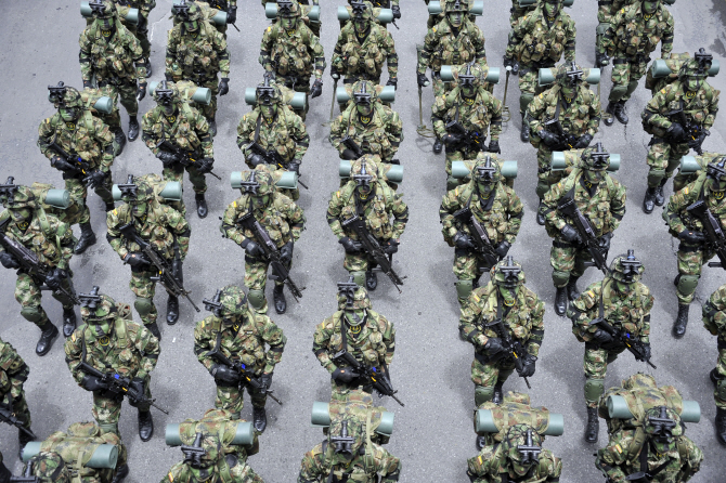 콜롬비아서 열린 군사 퍼레이드                                                                                                                                                                     