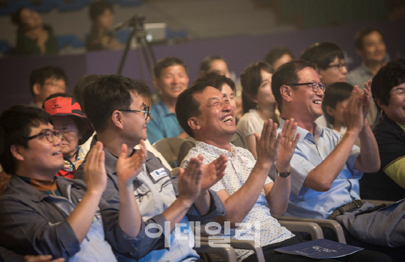 포스코1%나눔재단, 대불산단서 작은 음악회