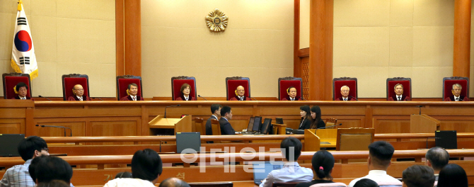 위헌 논란 딛고 헌법 심판 통과한 '김영란법'(종합)