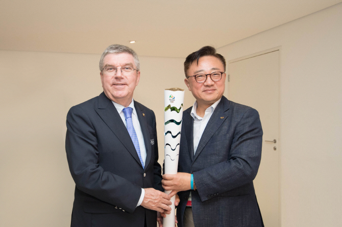 [포토]IOC 위원장, 리우 삼성 갤럭시 스튜디오 방문