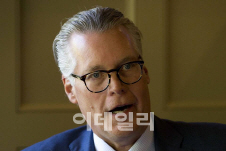 델타 CEO "결항사태 책임질것..재발 방지 약속"