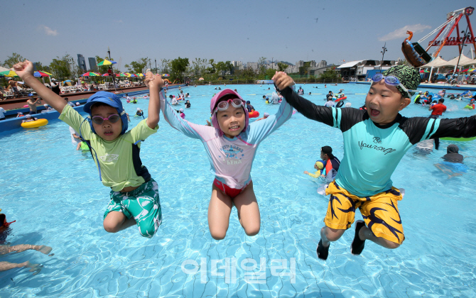 주말 한강서 무더위 날려요..'바캉스 3선'