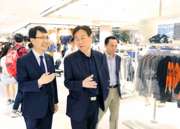 산업부 차관 퇴임사.."권력은 여의도로 가버렸다"