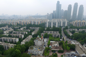 대출규제 반사익 본 '성동·송파 입주권'..석달새 1억 뛰어