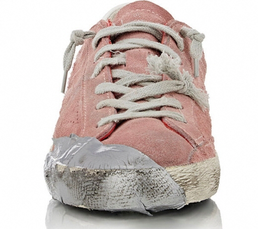 낡고 해진 신발이 66만원? `가난 조롱`으로 구설 오른 브랜드