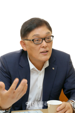 [IR클럽]③정태영 IB사업단장 "계열사와 시너지…회사수익 15% 맡겠다"