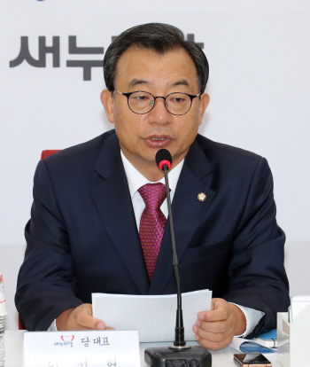 여야 지진 늑장대응 일제히 질타..잠룡들은 나란히 월성행