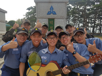 12년째 이어온 덕적도 섬마을 '해군 방과 후 수업'