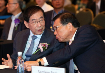 박원순 “성과연봉제, 노사동의 절차 없이 밀어붙여서는 안돼”