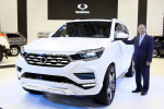 [2016파리모터쇼]쌍용차, 대형 SUV 콘셉트카 ‘LIV-2’ 세계 첫 공개