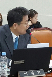 [국감]전방부대 야간투시경·조준경 보급률 10%…주한미군은 100%