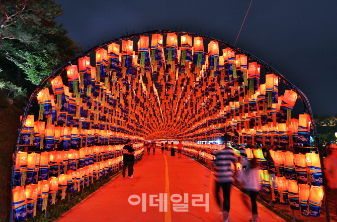 [포토] ] 진주남강유등축제 - 소망등 터널 걷기