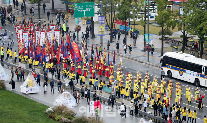 [포토]광화문광장에서 서울 시민이 함께 즐기는 흥겨운 한판, 2016서울아리랑페스티벌