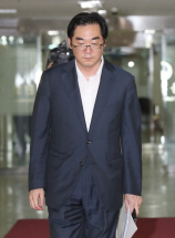 개·돼지 논란 나향욱 징계소청도 '기각'..행정소송 갈 듯