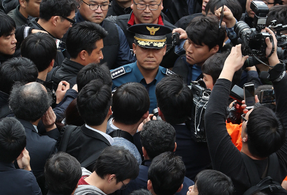 警, 故백남기 부검영장 집행 일단 철수…재집행 여지 남겨(종합2보)