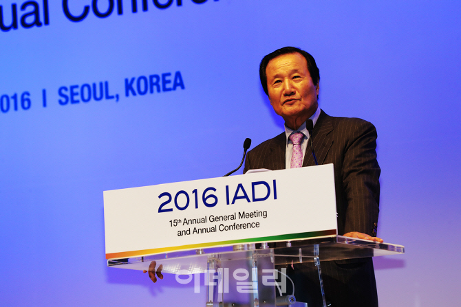 윤증현 “선제적 위기 대응에 예보 역할 중요”...IADI 총회 개막