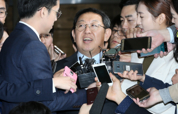 이석수 前감찰관 "최순실 감찰 여부, 사표 수리한 쪽이 알 것"