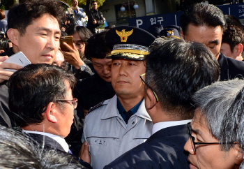 警, 故 백남기 부검영장 재신청 '포기'…유족 "당연한 결정"(종합)