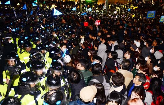 "민주주의 파괴한 '최순실 게이트'"…수만 촛불로 타오른 성난 민심(종합)