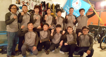 레드페이스, 3년째 내설악 산악구조대 용품 지원
