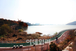 용인 기흥호수공원 조성 본격화..산책로 2020년에 완공