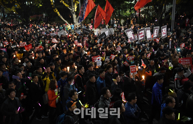 광화문·시청광장 경유 지하철·버스 막차 30분 연장운행