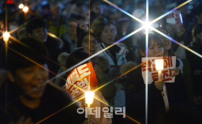우리는 왜 분노하나?…"노력하면 보상, 공정사회 믿음 무너져"