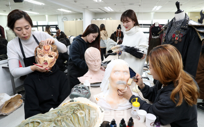 [포토]정성을 다해 '2016정화예술학교 드림페스티벌' 준비하는 학생들