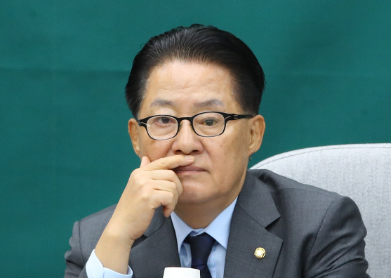 박지원 “대통령 정면돌파로 나오면, 뒷문으로 도망치게 될 것”… 강력 경고