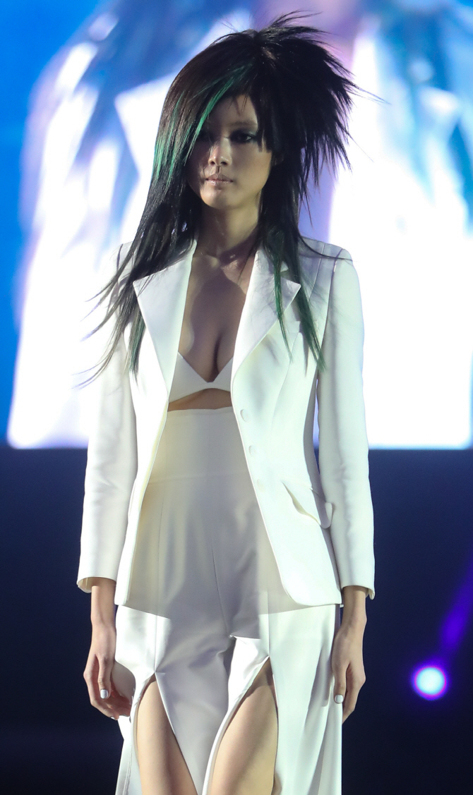 [포토] 헤어쇼 선보이는 모델