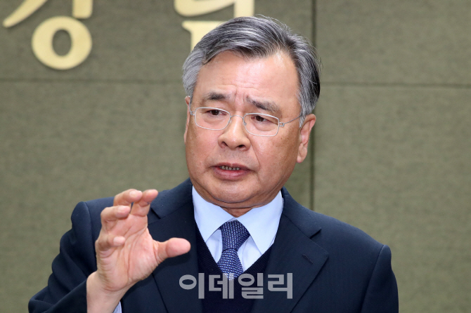 [포토]사상 최대 특검 이끄는 박영수 변호사
