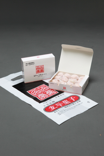 학화호도과자, 크리스마스 선물·결혼식 답례품 등으로 `인기`