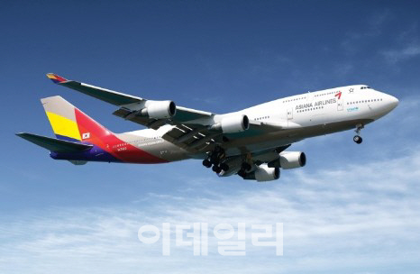 경험 부족 조종사 투입·기내서 주먹질…안전관리에 구멍 난 ‘아시아나항공’