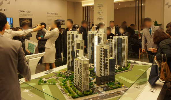 "연말 주택시장, 2013년 수준으로 위축될 것"