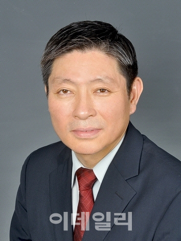 정재황 성균관대 법학전문대학원 교수, 세계헌법학회 부회장
