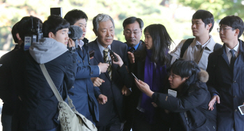 비선실세, 권력실세와 손잡았나?…김기춘·태블릿PC 진실공방