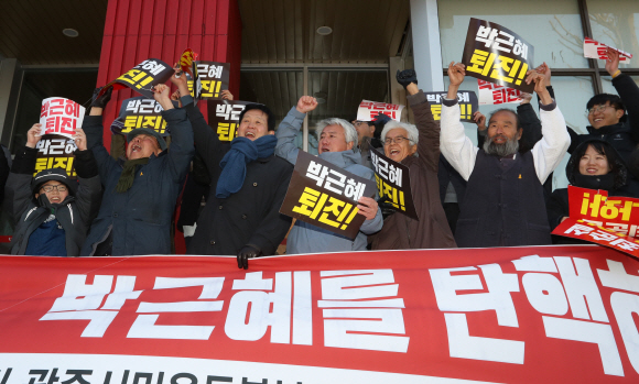 [탄핵가결]참여연대, "국정농단 세력들 심판의 시작일 뿐"