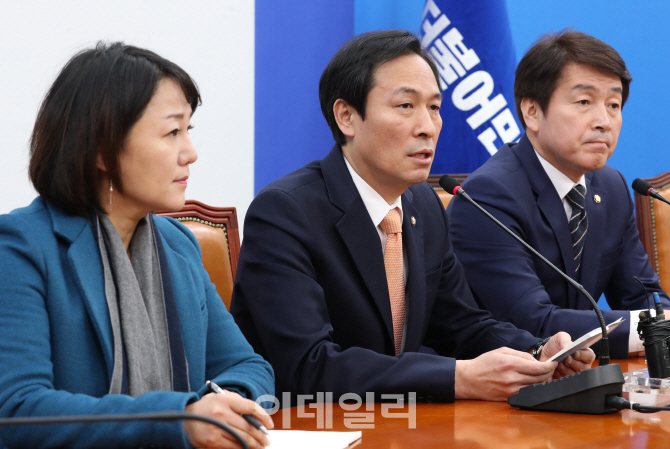 [포토]발언하는 우상호 더불어민주당 원내대표