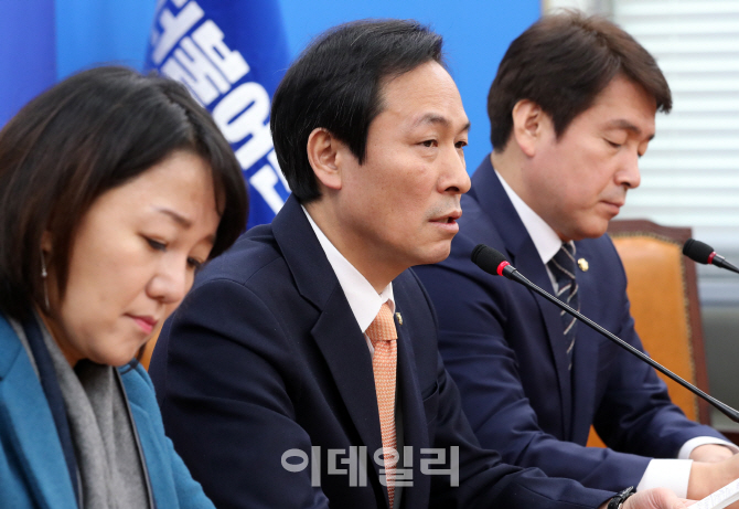 [포토]발언하는 우상호 더불어민주당 원내대표