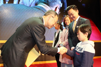 1등 KT인은 ‘5G’와 ‘기가 인터넷’ 담당자