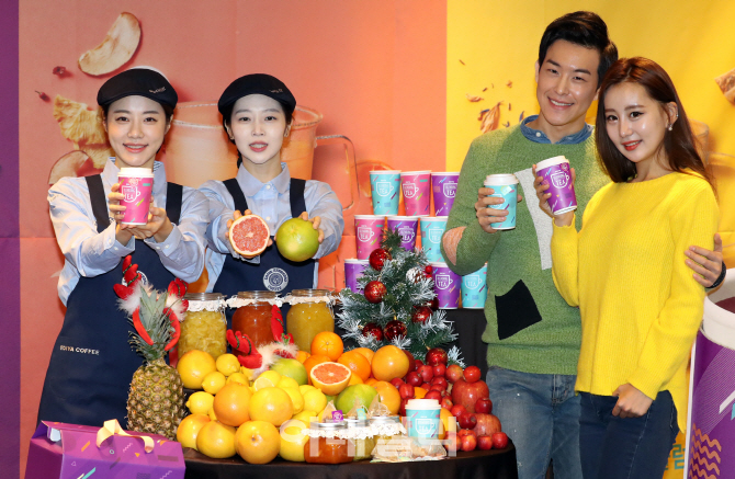 [포토]이디야커피, '티(Tea)' 브랜드 '이디야 블렌딩티' 출시!