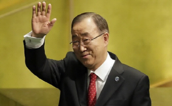 "반기문, 사진 속 김 대표 몰라"..신천지 "IWPG, 우리와 무관한 단체"