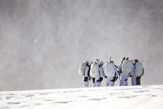  `하얗게 불태웠어`.. 특전사 설한지 극복훈련                                                                                                                                                       