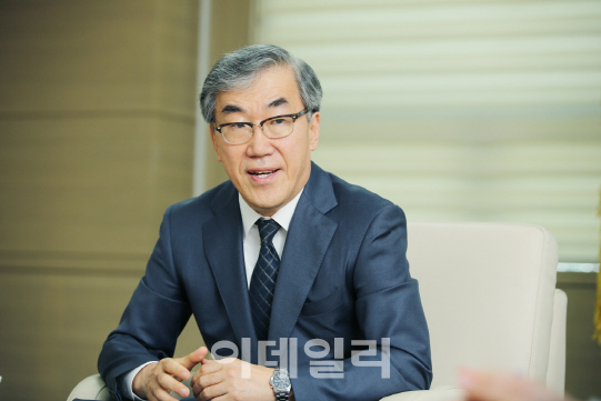 현대상선, 동남아 항만 인프라 투자 나선다..한진터미널도 검토